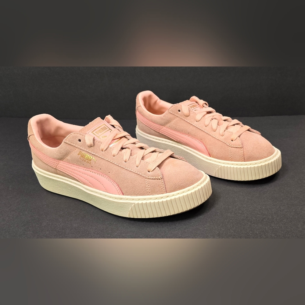 Size 9.5 - PUMA Suede Platform Core Pink W